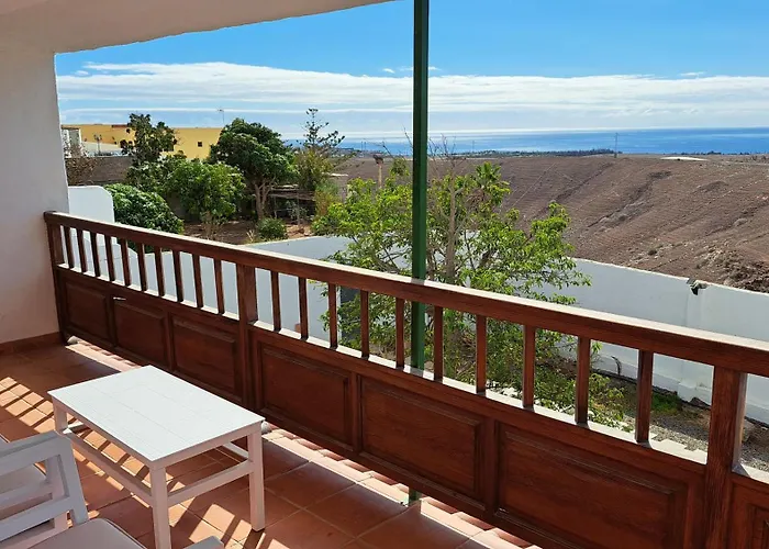 Remarkable 3-Bedroom House \'Villa\' Finca Vistamar